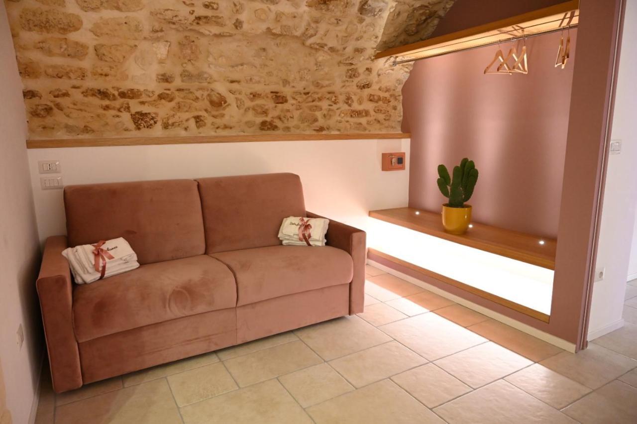 Pietrabianca Apartments San Lorenzo مانفريدونيا المظهر الخارجي الصورة
