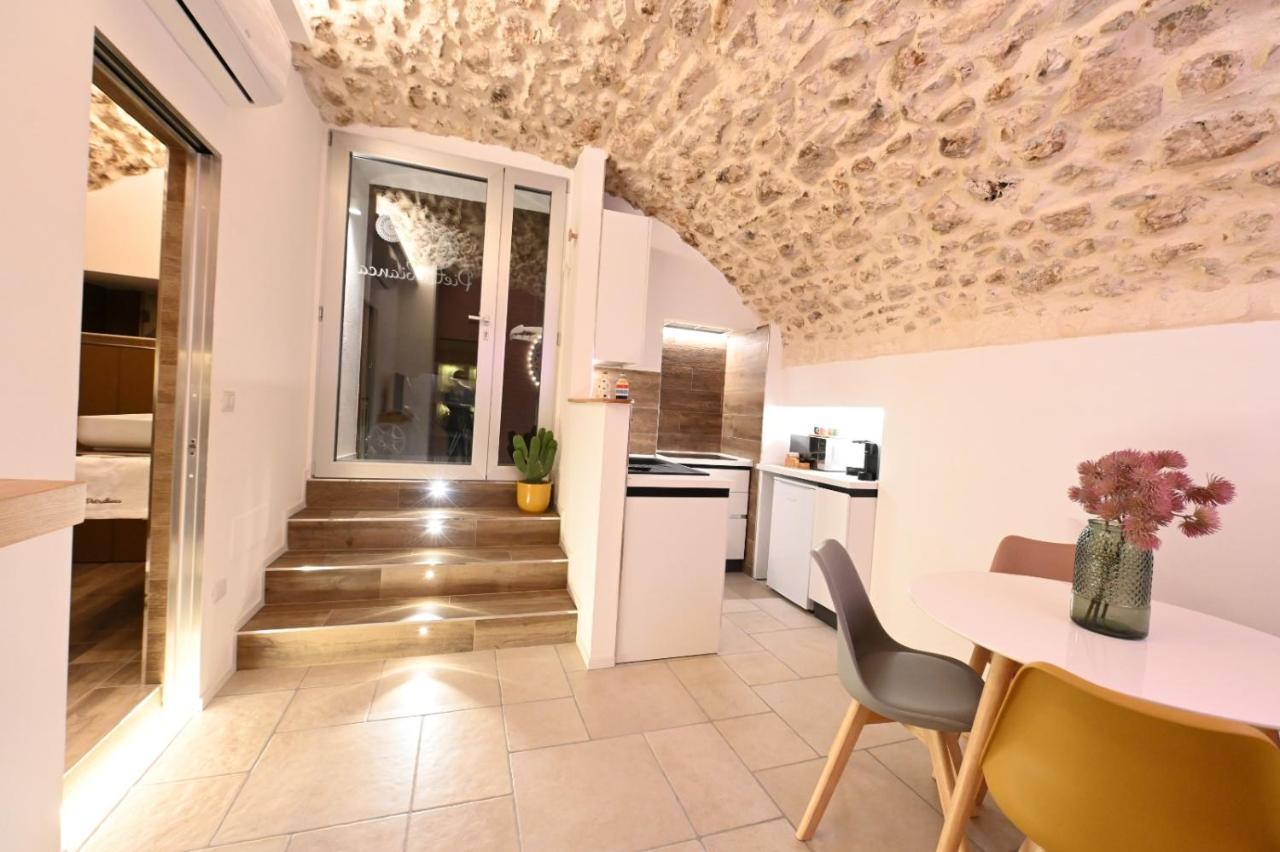 Pietrabianca Apartments San Lorenzo مانفريدونيا المظهر الخارجي الصورة
